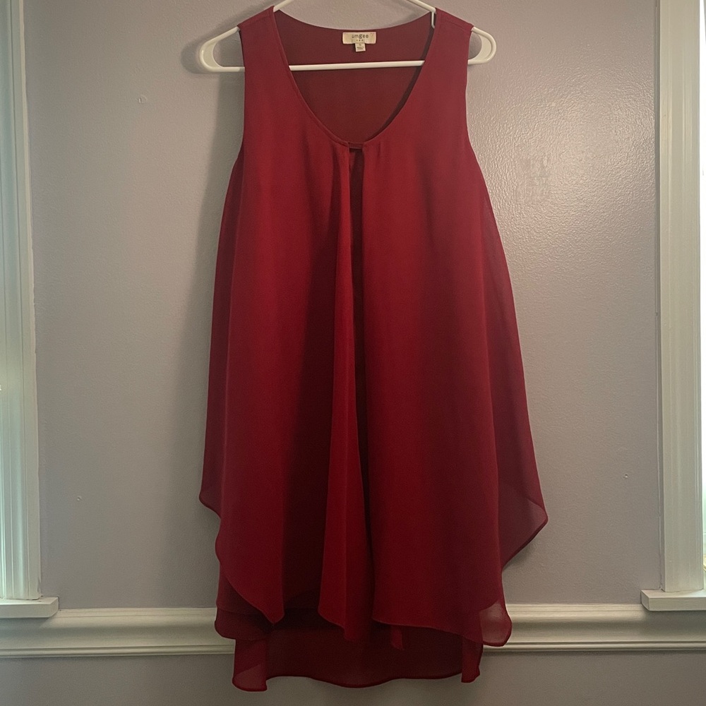 Sleeveless red dress